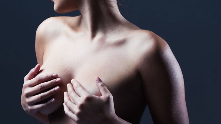 kvinne-bryst-pasienth-1200x500.jpg